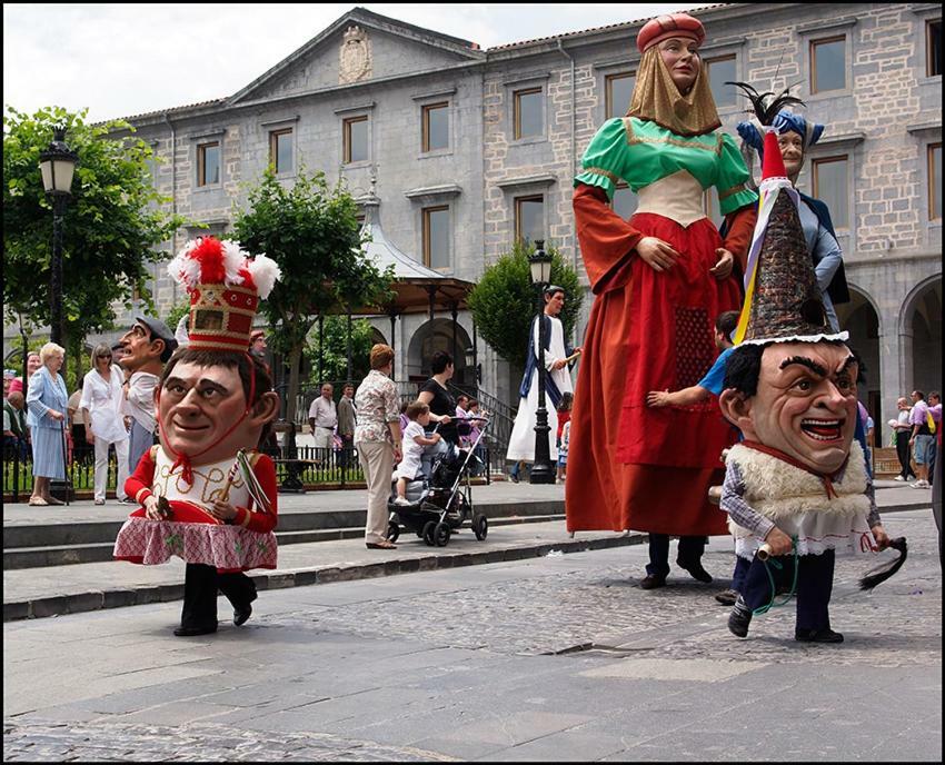Orduña Zikoinaren Txokoaヴィラ エクステリア 写真